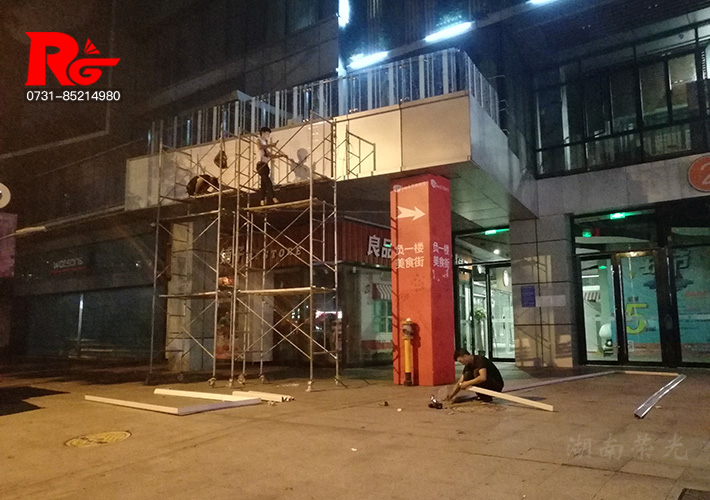 �Lɳ����V��