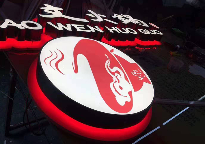 ��V����